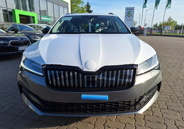 Skoda Superb cena 194900 przebieg: 6, rok produkcji 2024 z Aleksandrów Kujawski małe 379